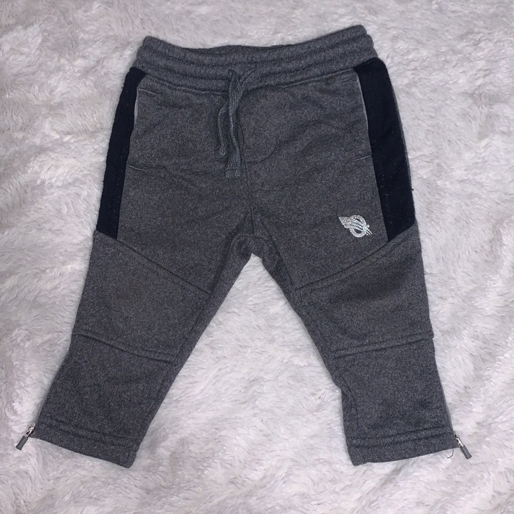 (3 for $10) Oshkosh joggers